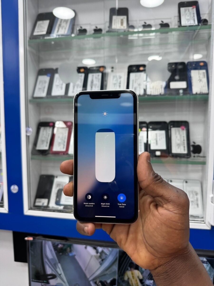 iPhone 11 64GB Blanc