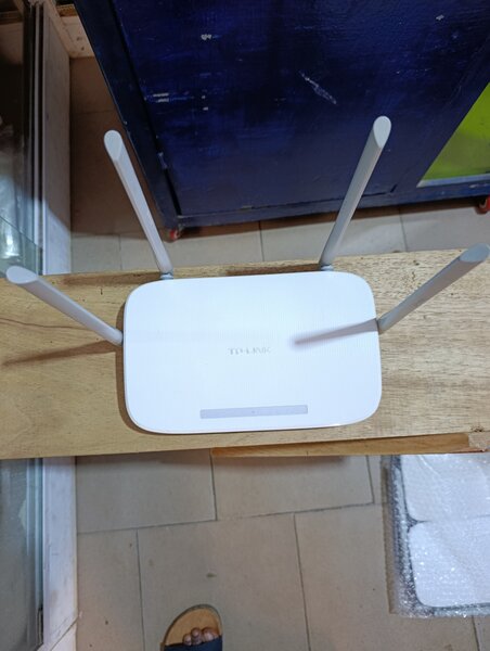 Routeur WiFi TP-Link rapide