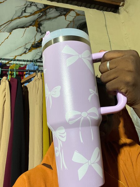 Thermos isotherme avec poignée et motif ruban