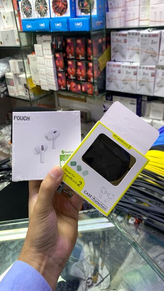 AIRPODS PRO 2 WITH POUCH