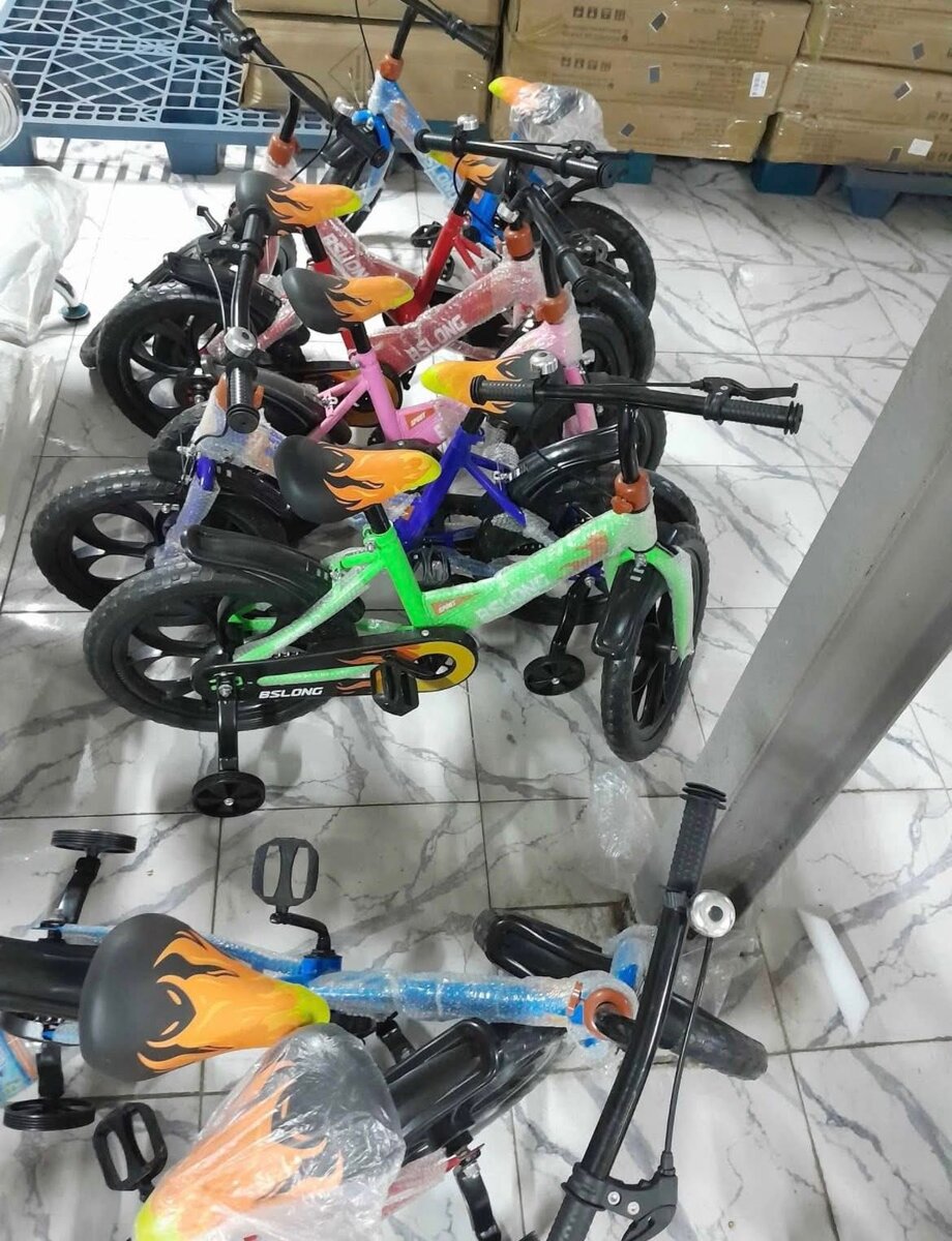 Vélo Enfant Couleurs Vives