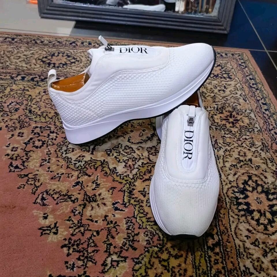 Baskets blanches élégantes Dior