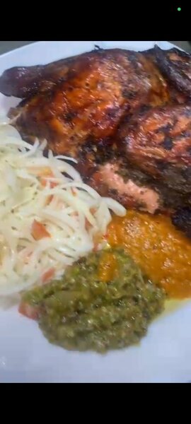 Demi poulet assaisonné fumé