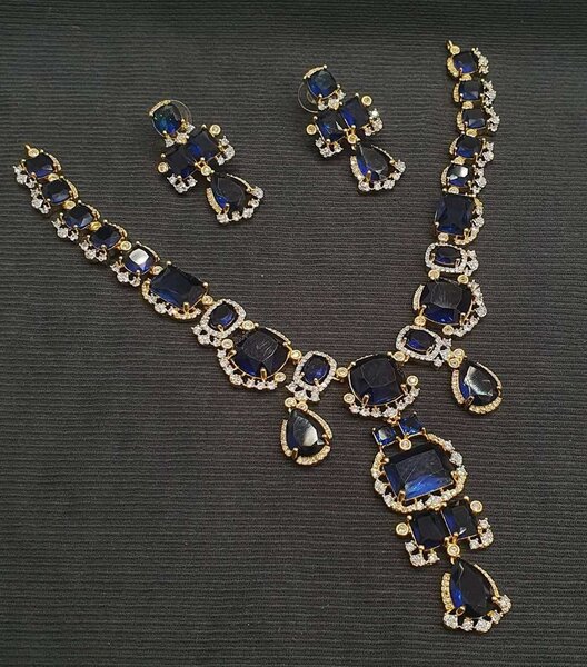 Ladies wedding set Necklace and earrings