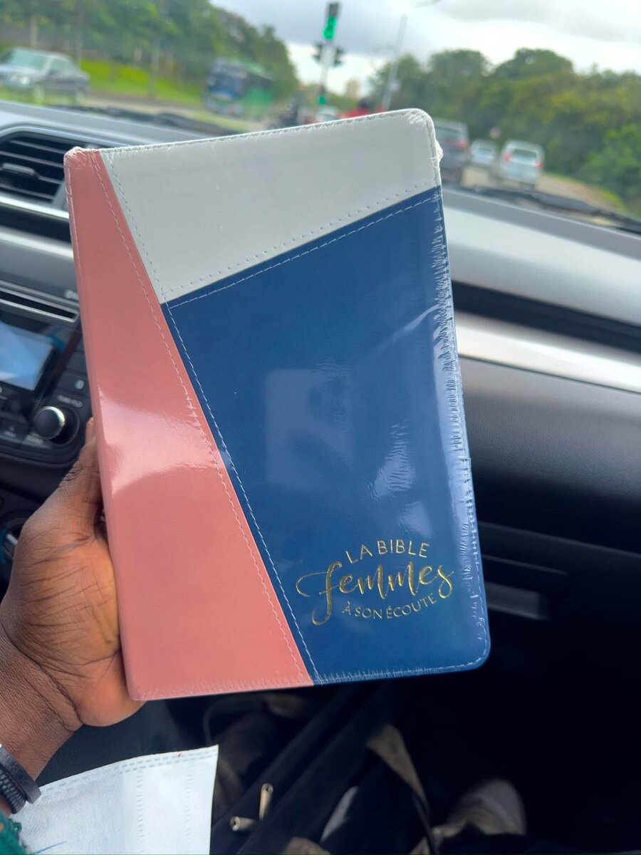 Bible Femmes Couverture Élégante