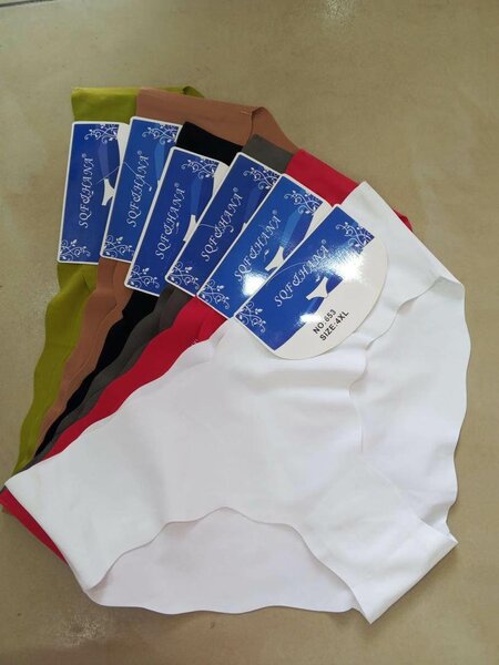 12 lots de slips sans-trace