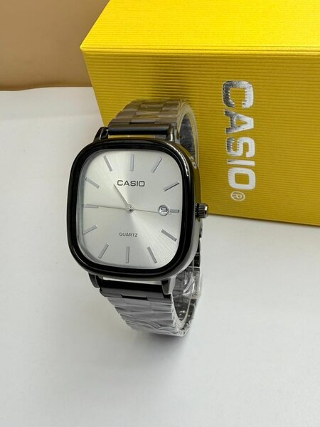 Montre Casio Quartz Élégante