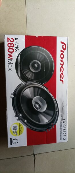 Pioneer 6"speaker 280w