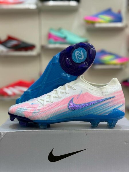 Chaussures de Foot Nike Pro