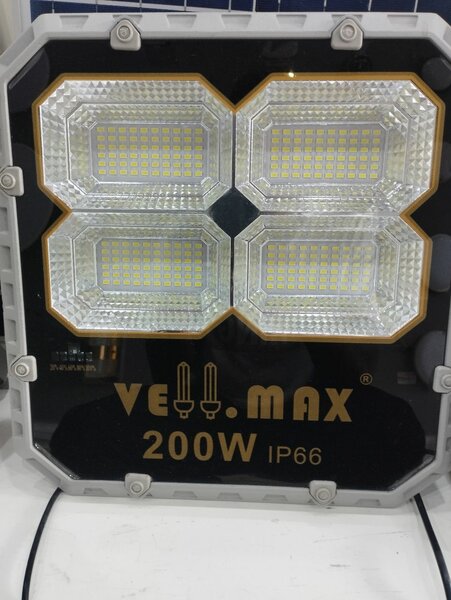 Projecteur LED Vemax 200W IP66