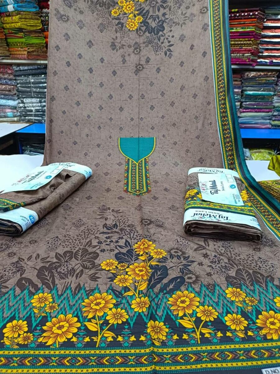 Ladies suit