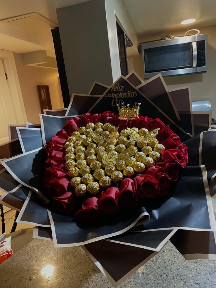 flower bouquet gift box