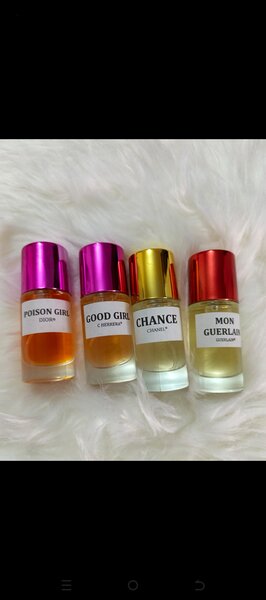 Essences Parfums  (3 à 10000)