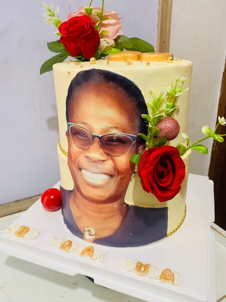 Gâteau de mariage élégant décoratif