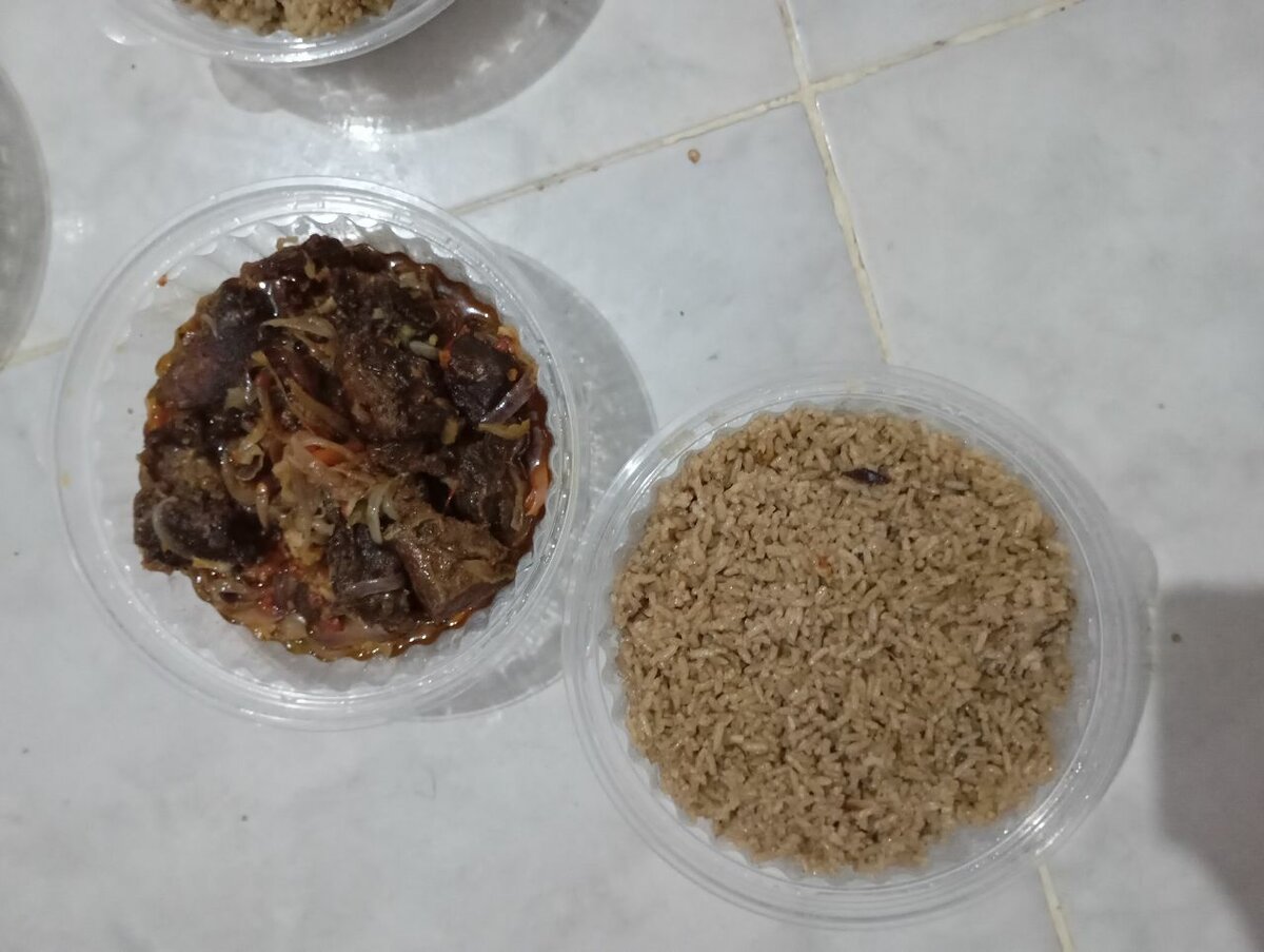 Délicieux Riz à emporter chaud