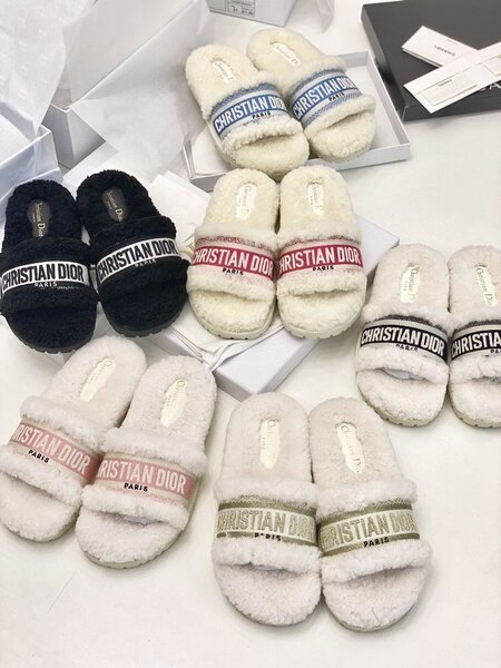 Channel slippers
