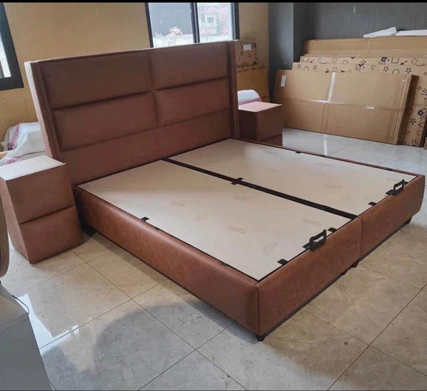 Lit moderne avec rangement intégré