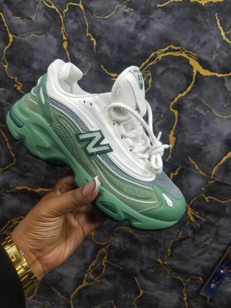 New balance 1000