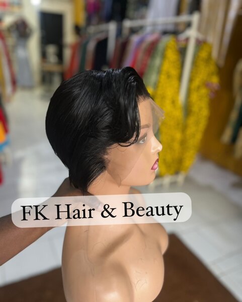 Coupe dame avec une lace