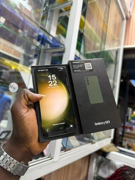 Samsung Galaxy S23 Smartphone