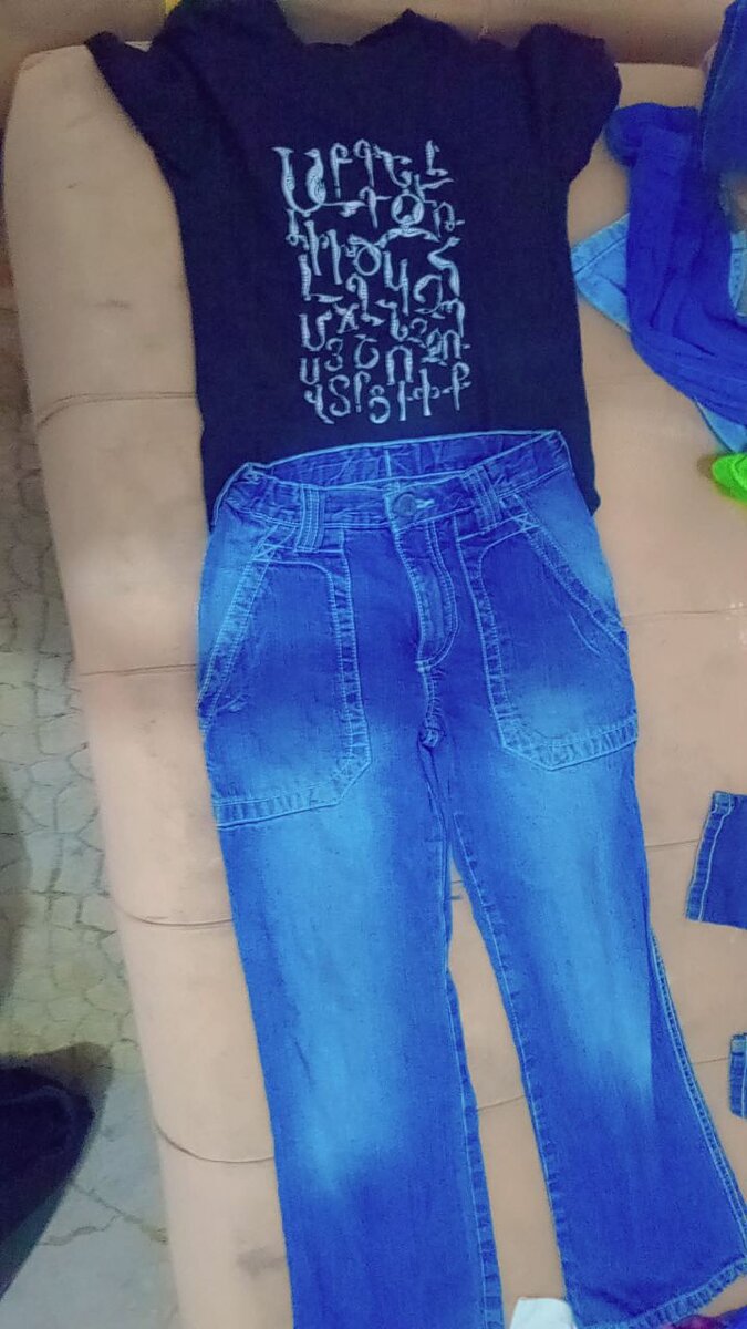 T-shirts enfants avec jeans