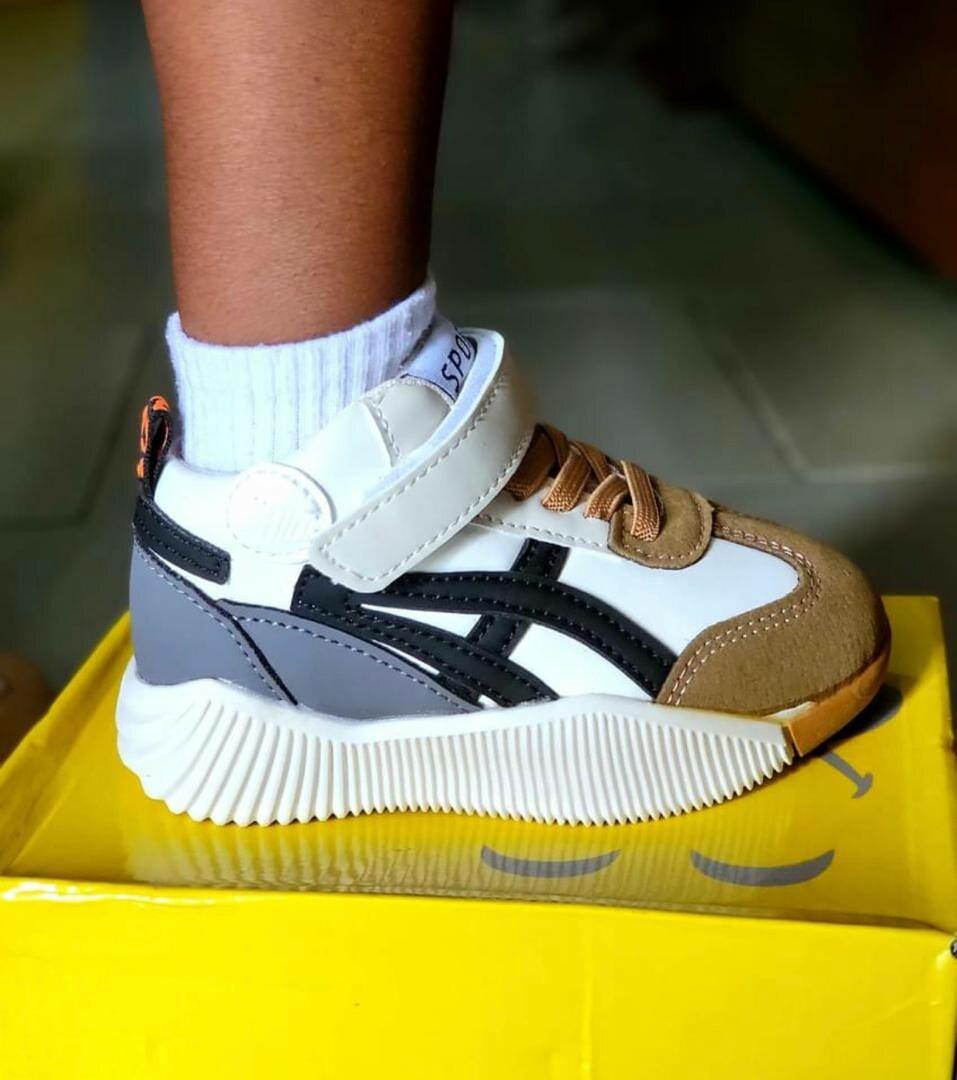 Baskets pour garçon et fille pointure 21 à 30