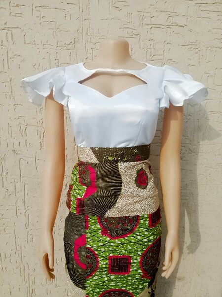 Lady's Fashion Blouse