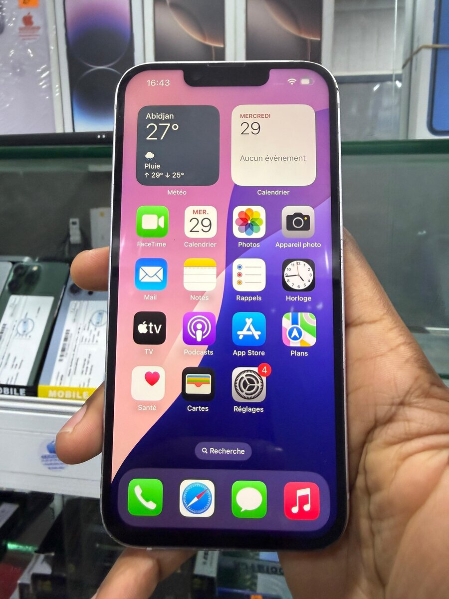 Smartphone iPhone 14 simple