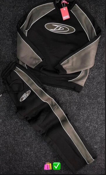 Ensemble de survêtement style sport