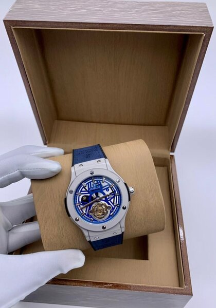 Montre Luxe Squelette Homme