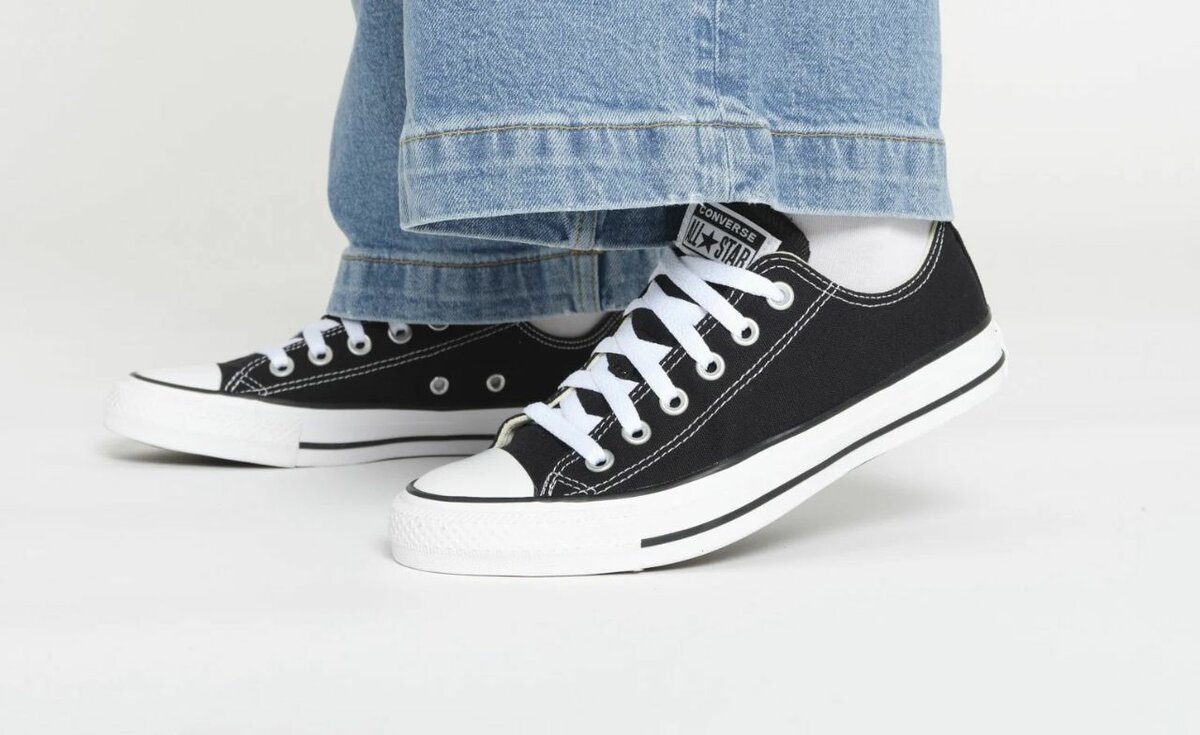 Converse All Star blanc noire pointure 39