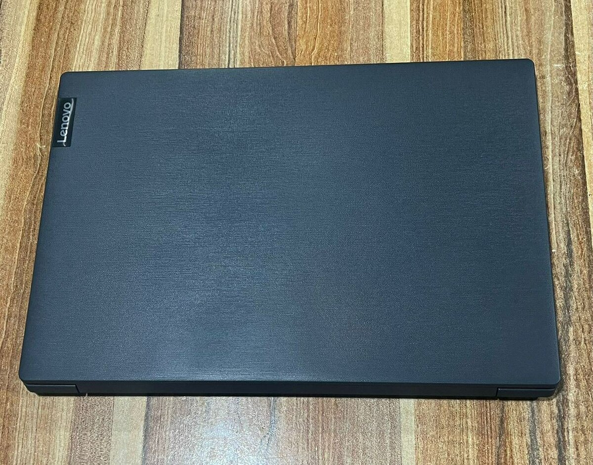 Lenovo ideapad 82C3 dual core