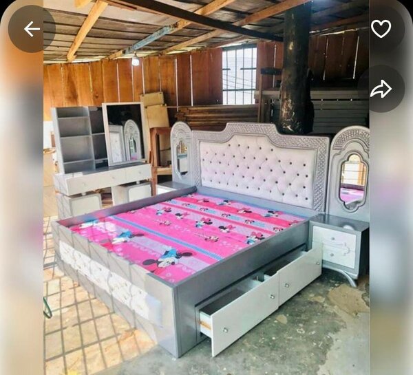 Lit King Size avec Rangement