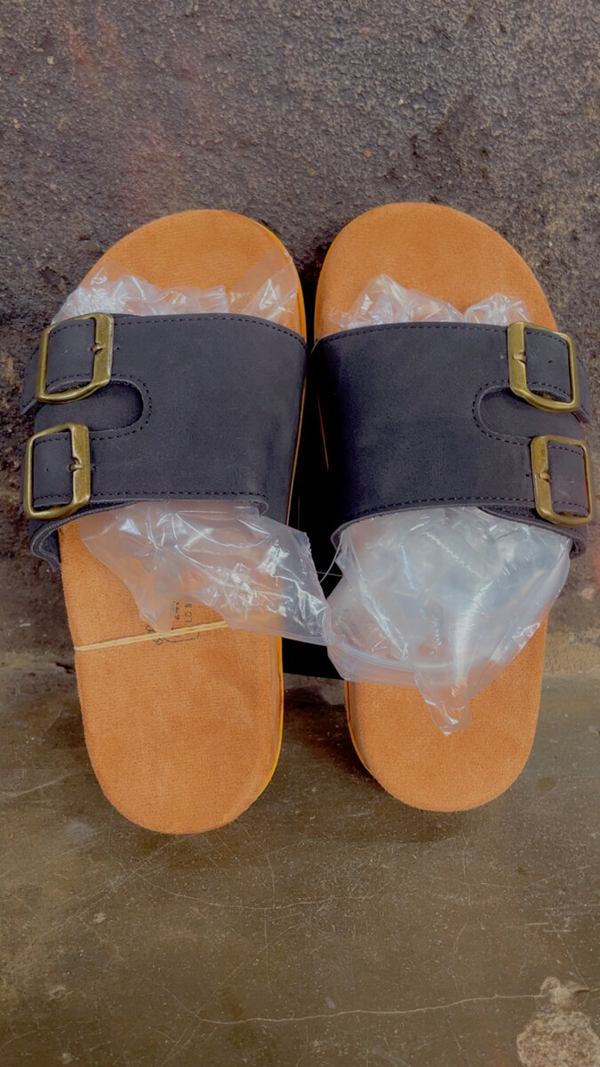 Sandales