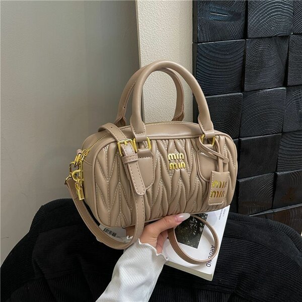 Sac à main moderne élégant