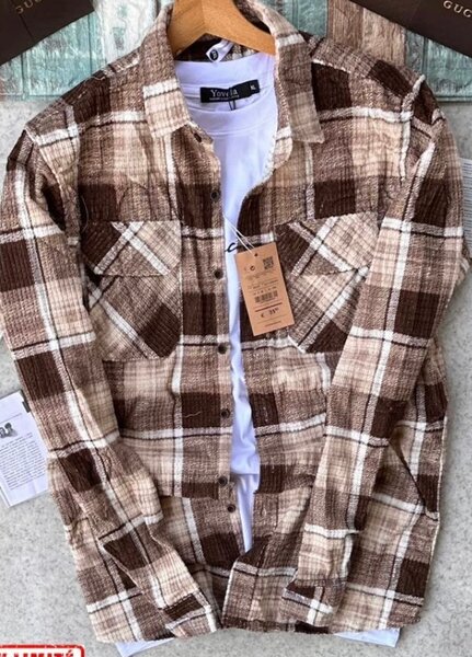 Chemise à carreaux stylée