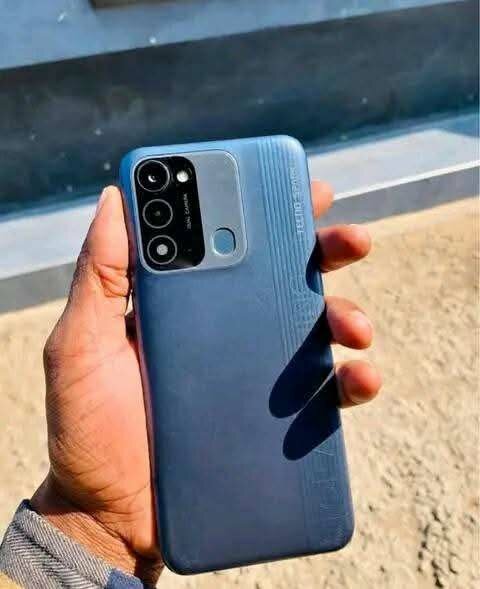 Tecno spark 8c