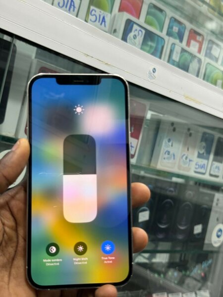 IPhone 12 Pro Max 128g fissuré