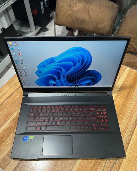 MSI KATANA core i7 11 th