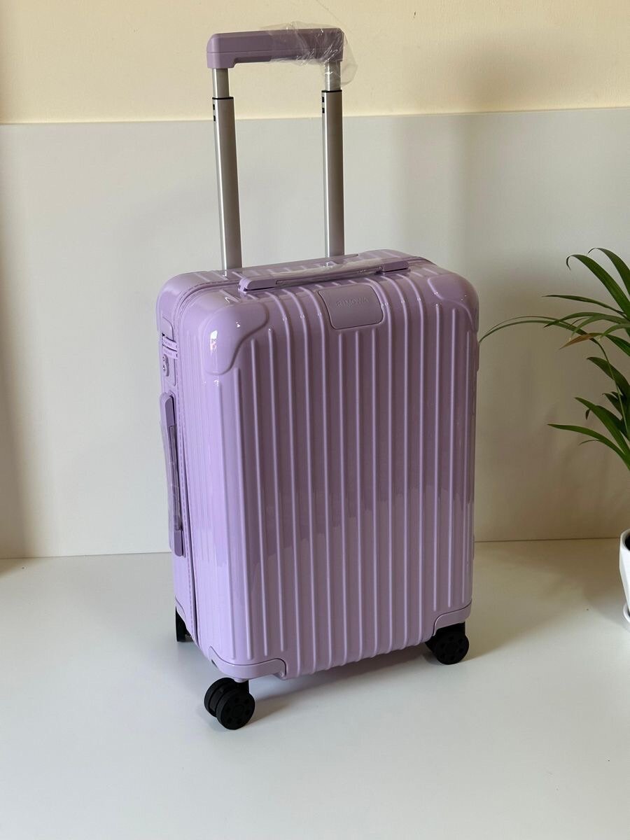 Valise rigide à roulettes