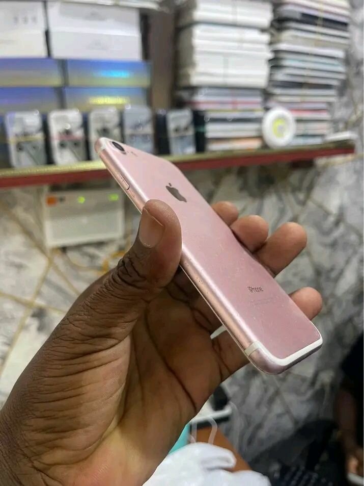 iPhone 7 Rose Gold