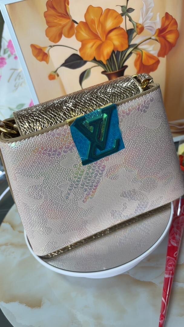 Sac à main élégant chaîne