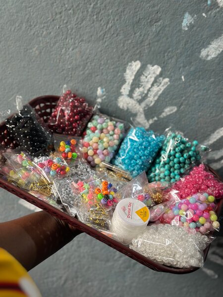 Perles Colorées Artisanales