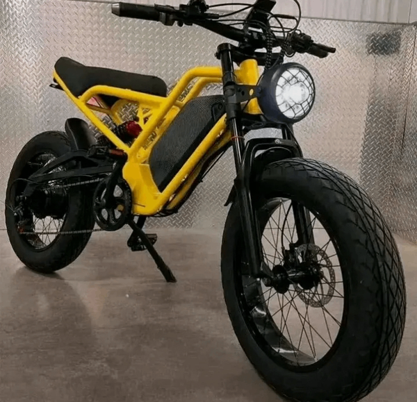 Vélo électrique tout terrain jaune