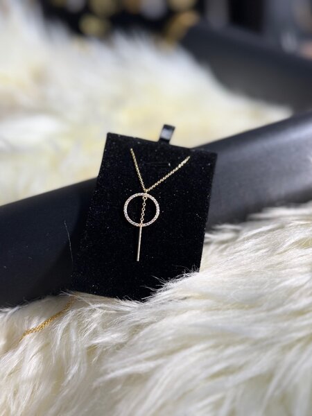 Collier en or élégant