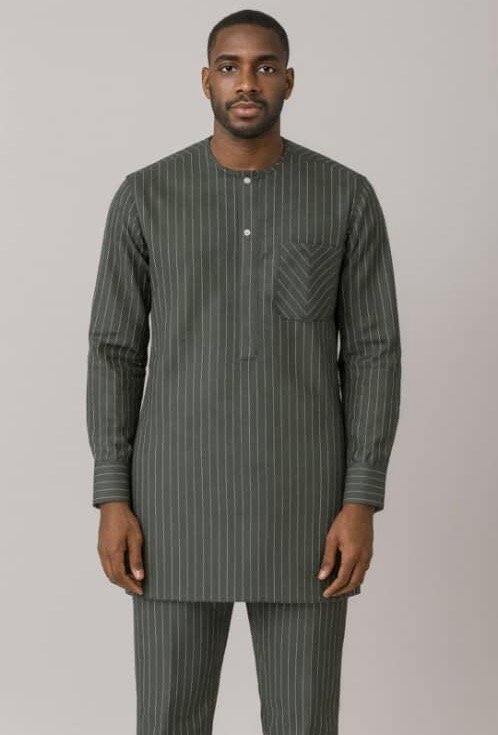 Tunique rayée élégante homme