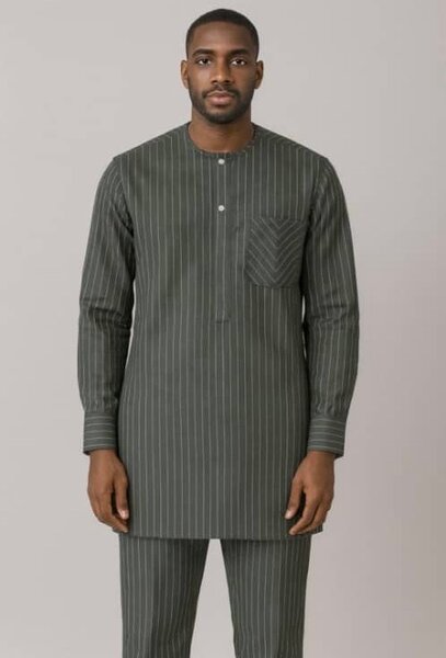 Tunique rayée élégante homme