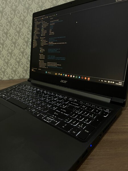 Acer aspire A7