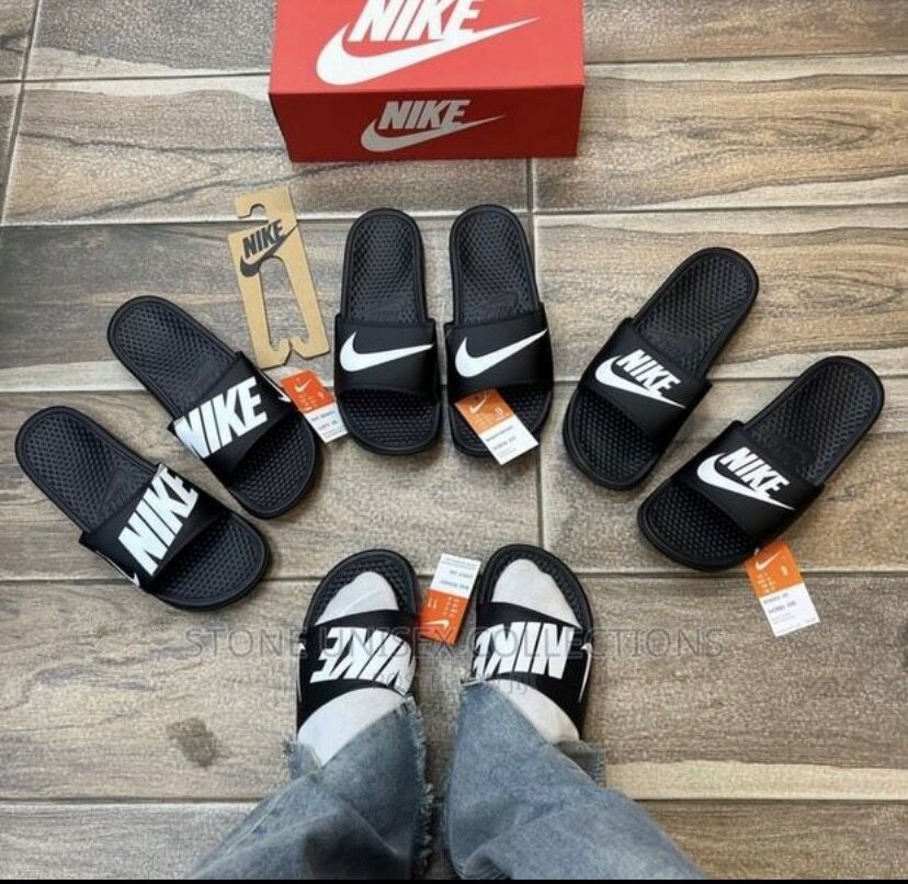 Original Nike sandals/slide