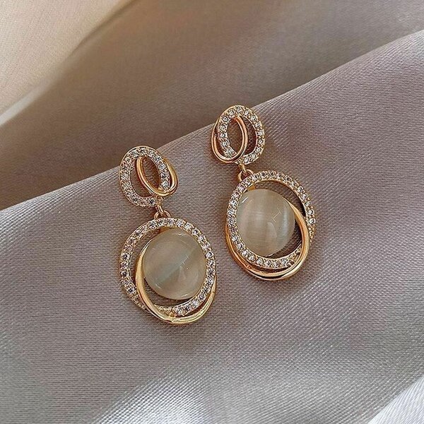 Artificial earrings